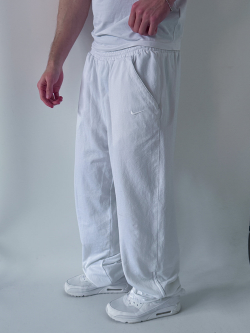Pantalón Jogger Vintage Nike Blanco – Oferta Limitada