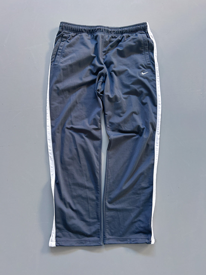 Pantalón Jogger Vintage Nike Negro a Rayas – Oferta Limitada