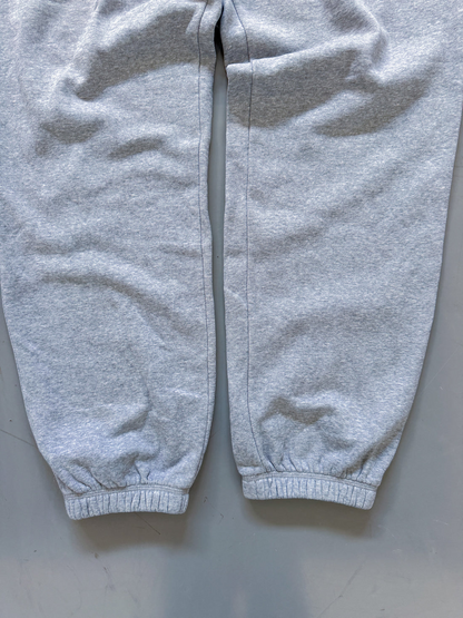 Pantalón Jogger Vintage Nike Gris (Logo Negro) – Oferta Limitada