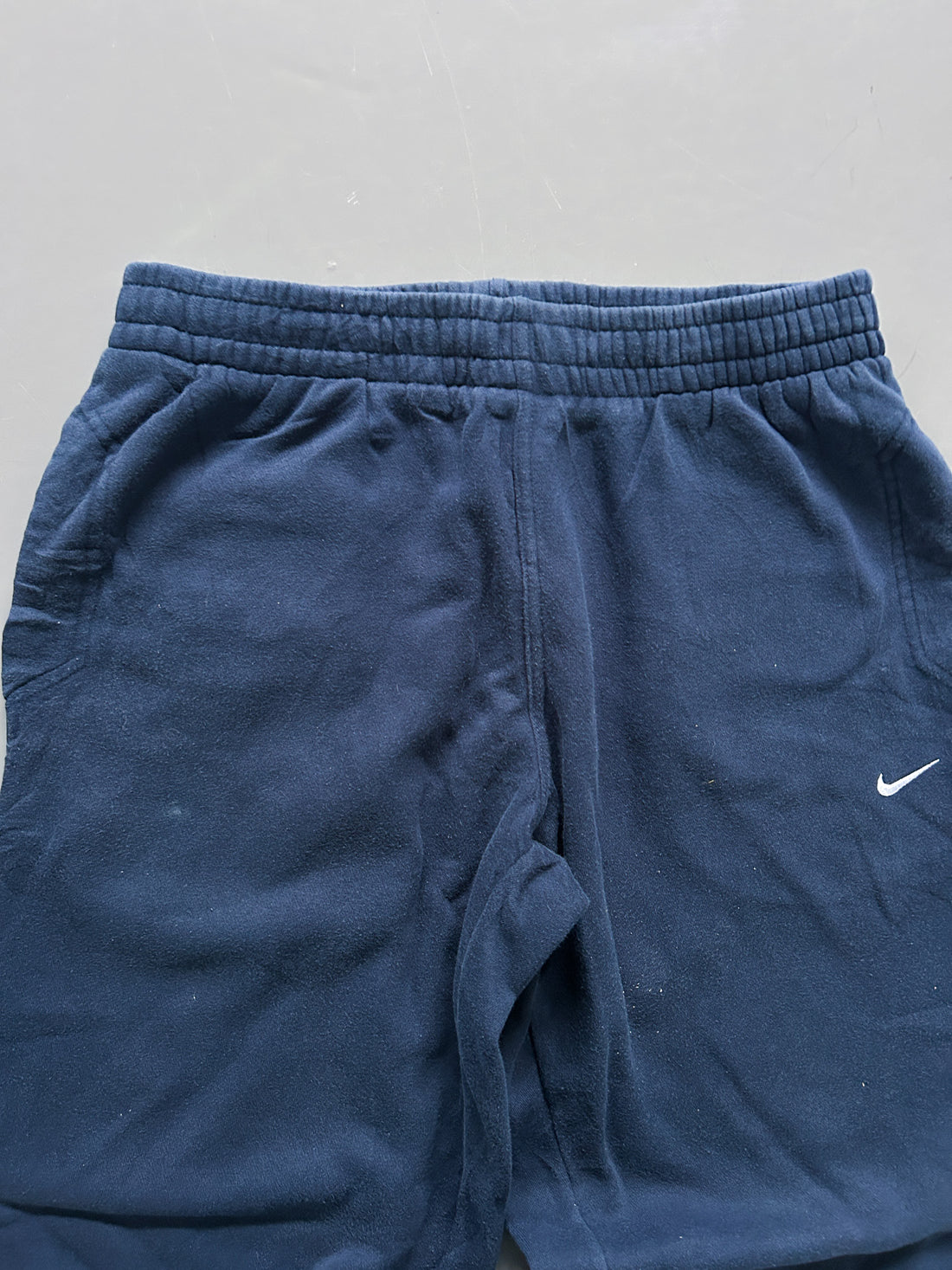 Pantalón Jogger Vintage Nike Azul Marino – Oferta Limitada