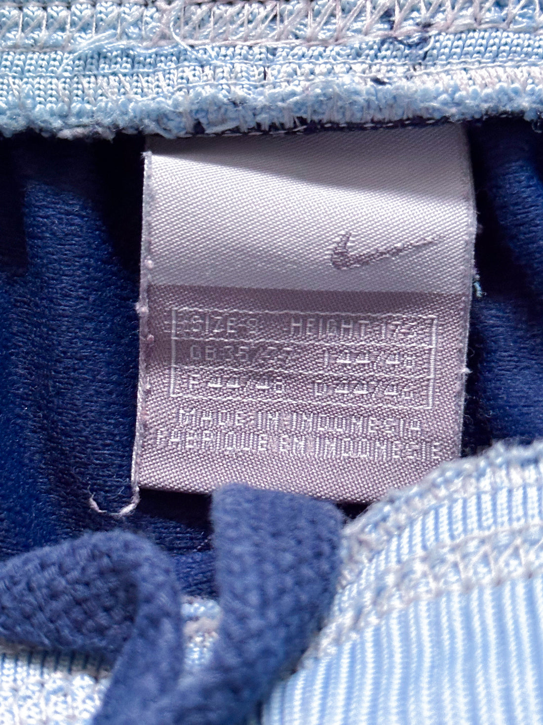 Pantalón Jogger Vintage Nike Azul Marino a Rayas – Oferta Limitada