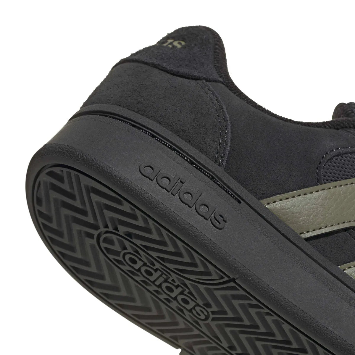 Gc Alpha Sk8 Zapatilla Urbana Hombre Cuero Negro Adidas